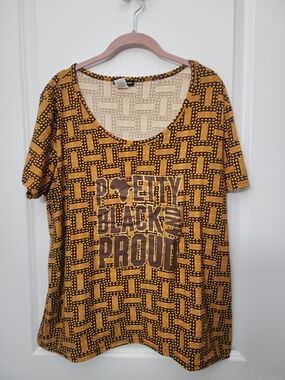 3/$25 "Pretty Black and Proud" Scoop Neck Graphic  Tee